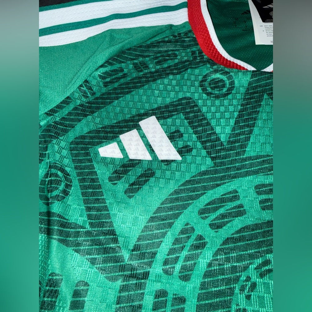 Mexico 2026 World Cup Jersey - Picture 4 of 5